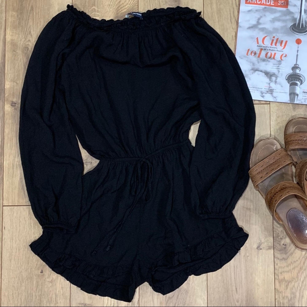 Brandy Melville Gabriella romper